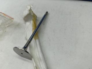 Фото запчасти клапан выпускной Volkswagen Polo 2019 новая запчасть Запчасть клапан выпускной Volkswagen Polo 2019