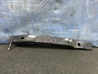 Кронштейн радиатора правый Audi Q5 2012