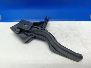 Фото запчасти ручка открывания капота Opel Zafira B 2005 - 2012 Б/У запчасть Запчасть ручка открывания капота Opel Zafira B 2005 - 2012