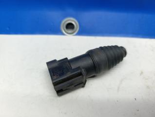 Фото запчасти концевик капота Opel Zafira B 2005 - 2012 2012 Б/У запчасть Запчасть концевик капота Opel Zafira B 2005 - 2012 2012