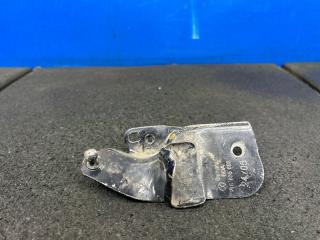 Фото запчасти кронштейн Volkswagen Touareg 2007 Б/У запчасть Запчасть кронштейн Volkswagen Touareg 2007
