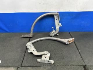 Запчасть петля багажника задняя левая Ford Focus 3 2011-2019