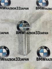 Запчасть крепление аккумулятора BMW E60 2006