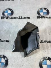 Запчасть водосток левый BMW Е84 2010
