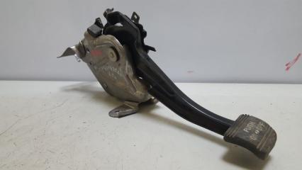 Педаль стояночного тормоза ножник Nissan Skyline 2005