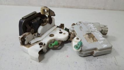 Замок двери задний левый Nissan Maxima 1997 Б/У Замок двери задний левый Nissan Maxima 1997