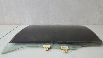 Стекло двери заднее левое Nissan Maxima 1997