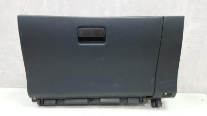 Бардачок Nissan Primera 1998