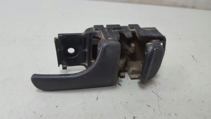 Ручка двери внутренняя открывания передняя правая Nissan Primera 1992