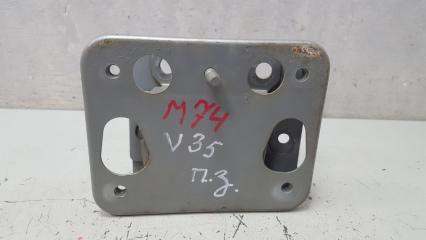 Кронштейн задний правый Nissan Skyline 2005