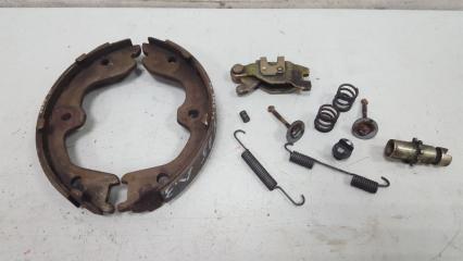 Механизм разведения колодок ручника Nissan Skyline 2005