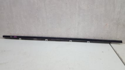 Уплотнитель бархотка стекла двери наружний задний правый Nissan Primera 2003