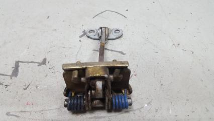 Фото запчасти ограничитель двери задний правый Citroen C5 2002 Б/У запчасть Запчасть ограничитель двери задний правый Citroen C5 2002