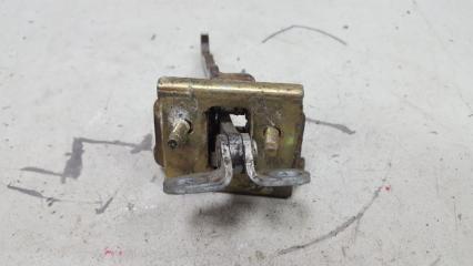 Фото запчасти ограничитель двери задний левый Citroen C5 2002 Б/У запчасть Запчасть ограничитель двери задний левый Citroen C5 2002