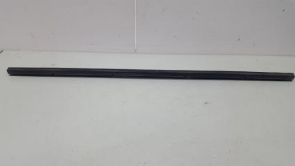 Запчасть уплотнитель бархотка стекла двери внутренний Audi 80 1985