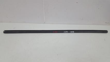 Запчасть уплотнитель бархотка стекла двери наружний левый Audi 80 1982