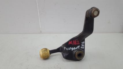 Фото запчасти кронштейн Peugeot 206 2007 Б/У запчасть Запчасть кронштейн Peugeot 206 2007