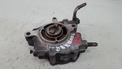 Запчасть вакуумный насос Volkswagen Touareg 2003