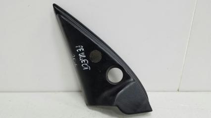 Фото запчасти накладка уголок двери заглушка зеркала передняя левая Peugeot 206 2008 Б/У запчасть Запчасть накладка уголок двери заглушка зеркала передняя левая Peugeot 206 2008
