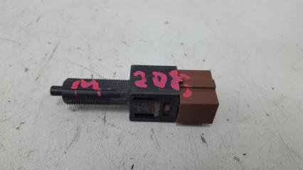 Выключатель стоп сигнала лягушка заднего тормоза Nissan Teana 2004 Б/У Выключатель стоп сигнала лягушка заднего тормоза Nissan Teana 2004