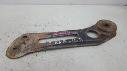 Кронштейн подрамника передний левый Nissan Teana 2004