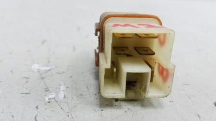 Реле Nissan Teana 2004