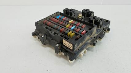 Блок предохранителей Nissan Maxima 1997