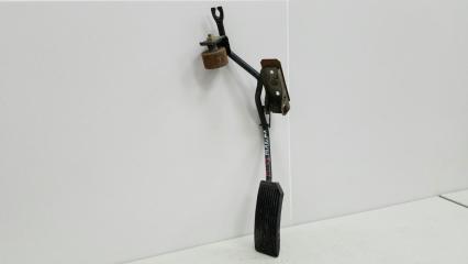 Запчасть педаль газа Nissan Maxima 1997