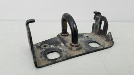 Фото запчасти ответная часть петля замка багажника Citroen C4 2007 Б/У запчасть Запчасть ответная часть петля замка багажника Citroen C4 2007