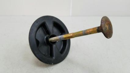 Болт крепления запасного колеса Dodge Stratus 2 2002