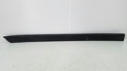 Запчасть молдинг двери задний правый Volvo 440 1988