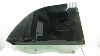 Стекло двери заднее правое Nissan Laurel 2001