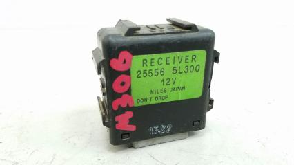 Блок управления Nissan Laurel 2001