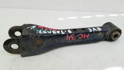 Рычаг подвески задний левый Nissan Laurel 2001