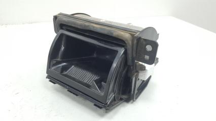 Пепельница Nissan Laurel 2001