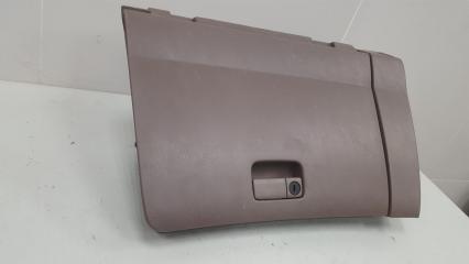 Бардачок Nissan Laurel 2001