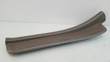 Запчасть накладка порога внутренняя задняя левая Nissan Laurel 2001