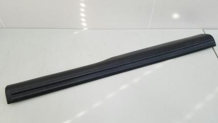 Запчасть накладка порога внутренняя передняя правая Dodge Stratus 2 2002