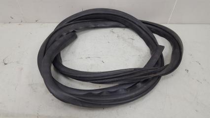 Уплотнительная резинка проема двери Dodge Stratus 2 2002