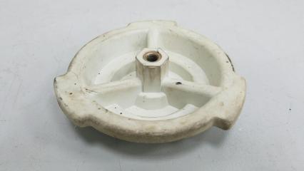 Запчасть болт крепления запасного колеса SAAB 9000 1986