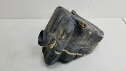 Резонатор воздушного фильтра Nissan Primera 1992г