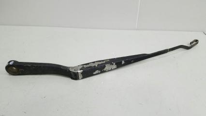 Поводок дворника Infiniti QX4 1999