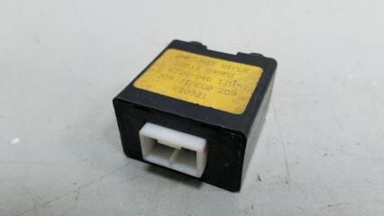 Реле дворников Nissan Primera 1992г