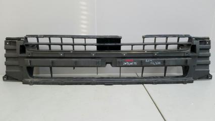 Решетка бампера Infiniti QX4 1999