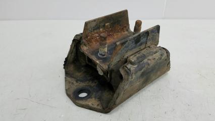 Запчасть подушка двигателя опора двс Infiniti QX4 1999