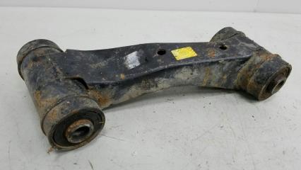 Рычаг подвески передний левый Nissan Primera 1992г