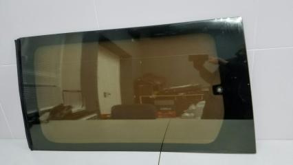Стекло двери левое Nissan Largo 1994