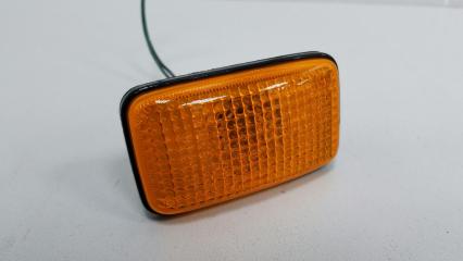 Запчасть повторитель в крыло передний левый Nissan Largo 1994