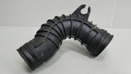 Запчасть патрубок воздушного фильтра Nissan Largo 1994