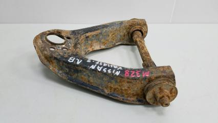 Рычаг подвески левый Nissan Vanette 1988